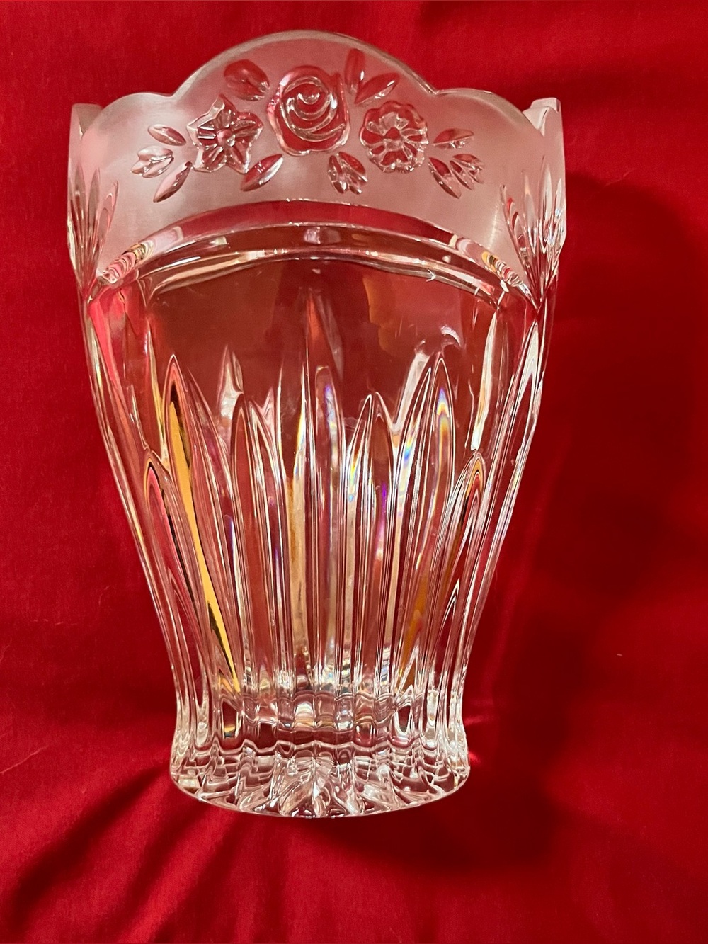 VTG Oneida Lead Crystal Southern Garden 6.5" Flower Vase Frosted Scalloped Edge